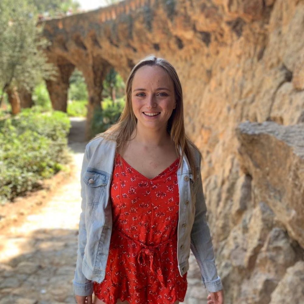 Meet your Posher, Elizabeth